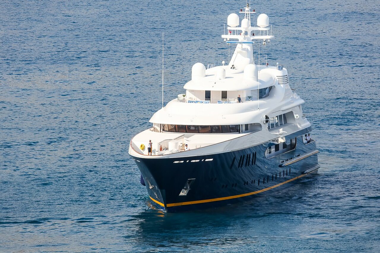 TANUSHA Yacht • Feadship • 2009 • Propriétaire Alexei Krapivin