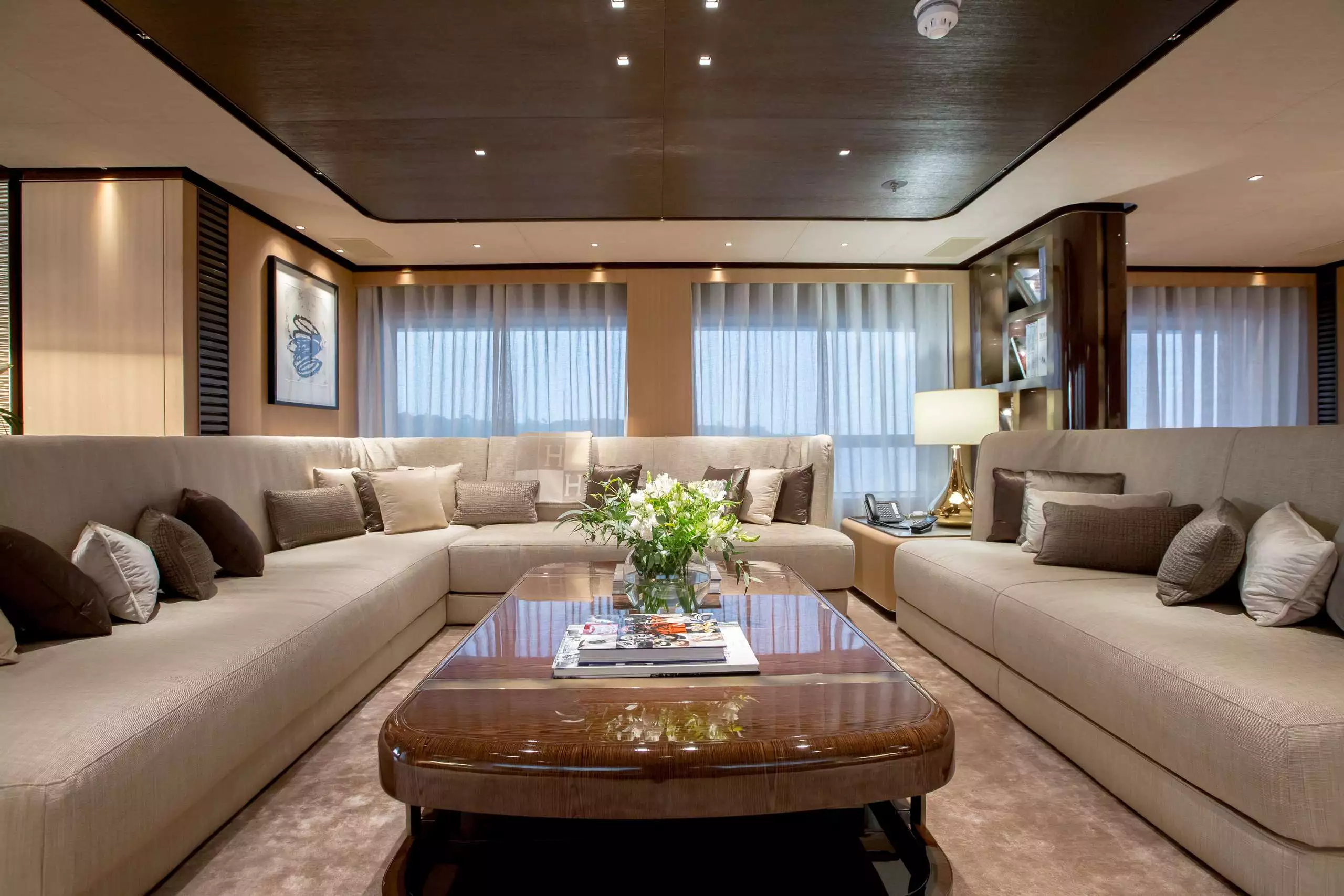 Intérieur du yacht Tankoa Olokun