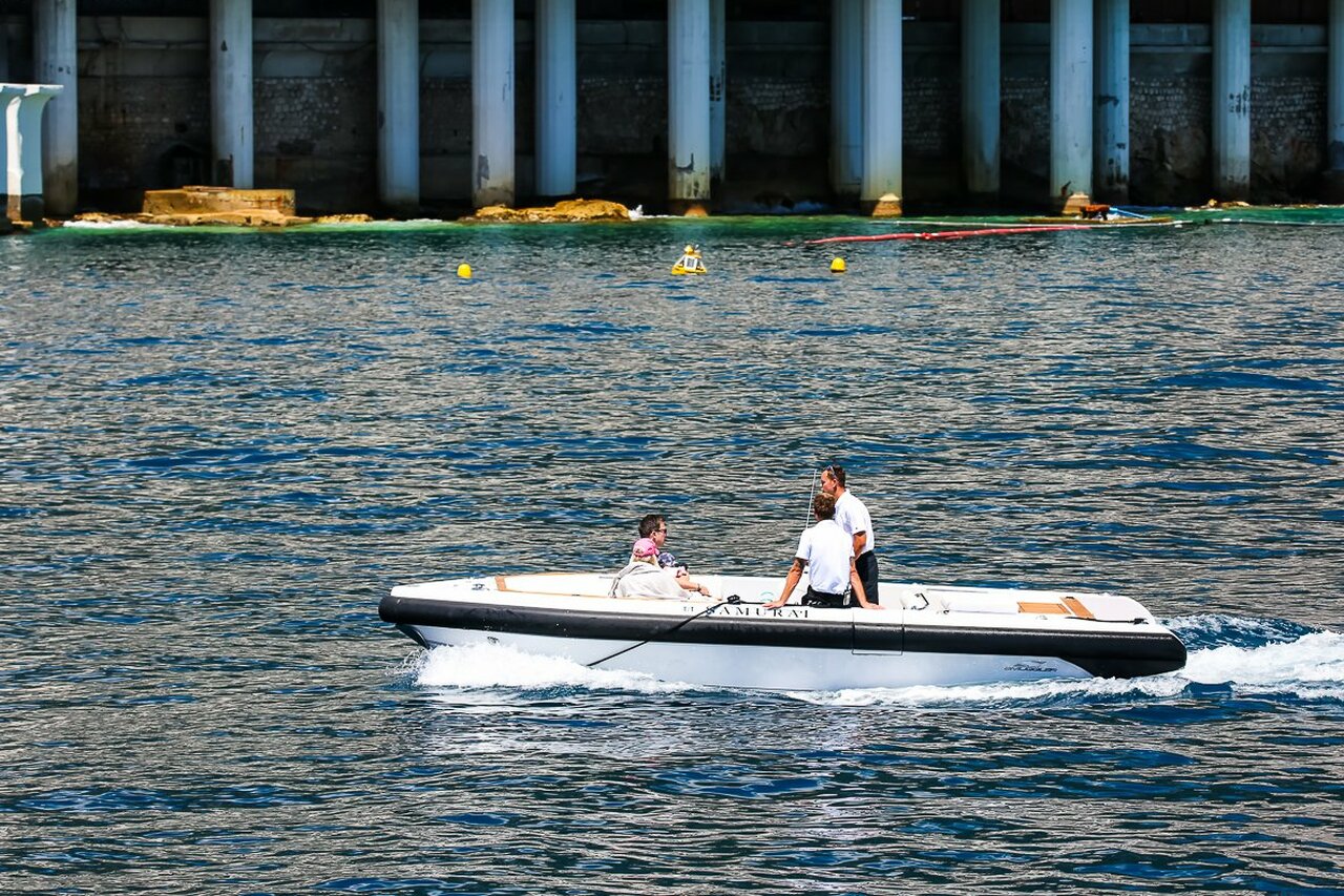 Beiboot für Samurai-Yacht – 7 m – Schmuggler 