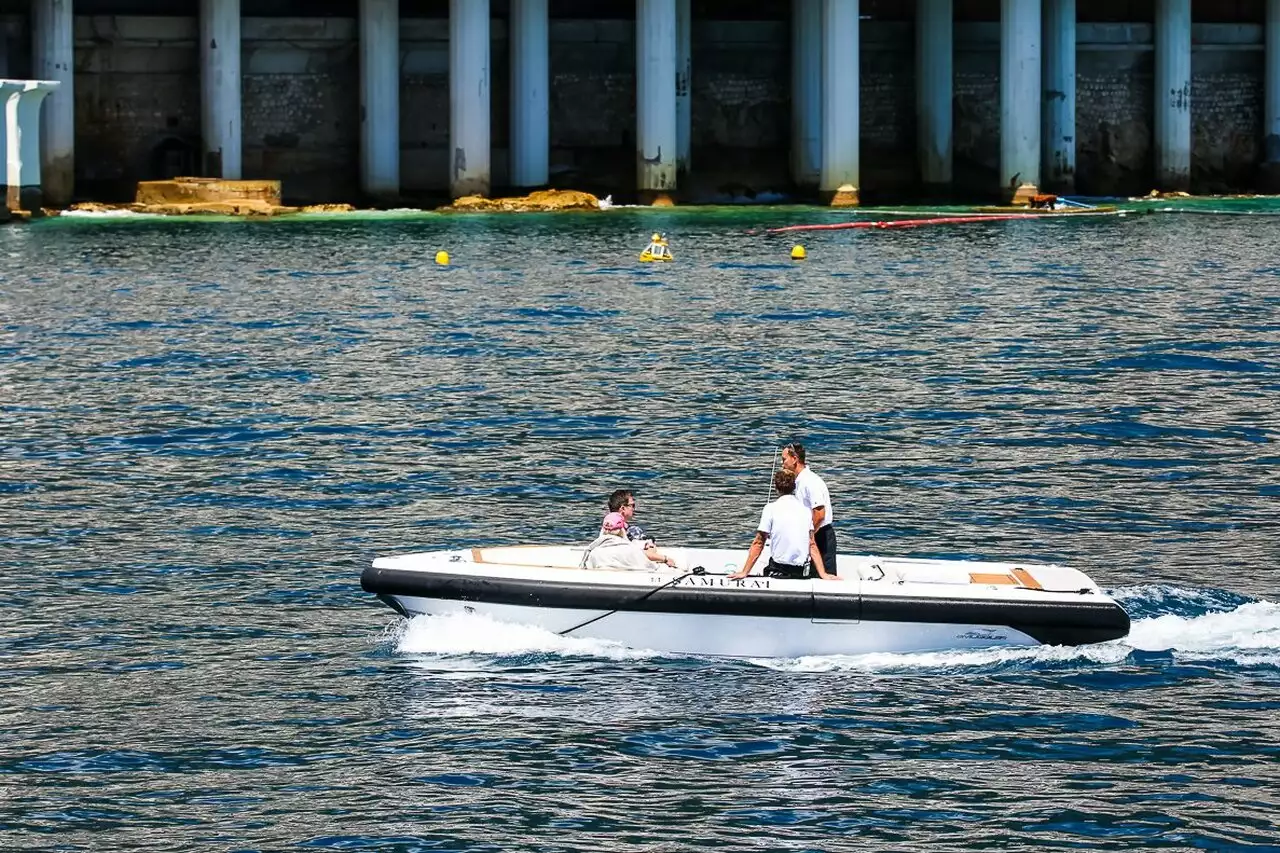 Beiboot für Samurai-Yacht – 7 m – Schmuggler 