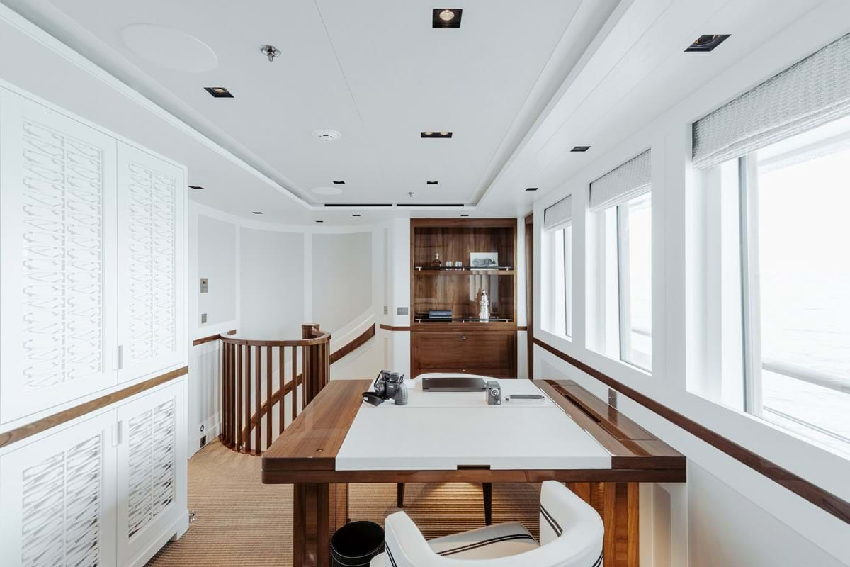 Yacht turchese interno BLU II 