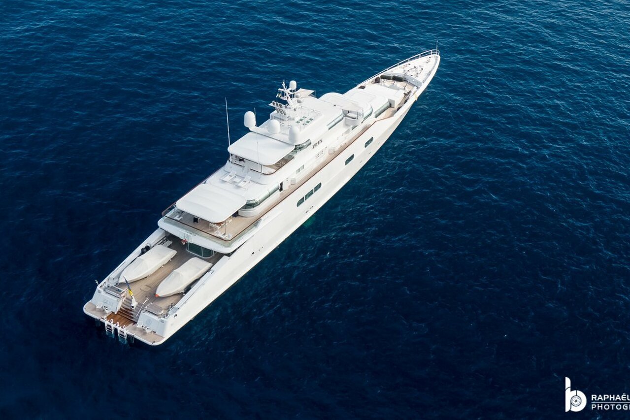 Yacht ZEUS • Blohm Voss • 1991 • Propriétaire John Christodoulou