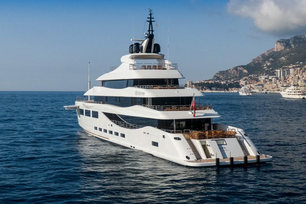 Yate ALFA • Benetti • 2020 • Dueño Desconocido Multimillonario