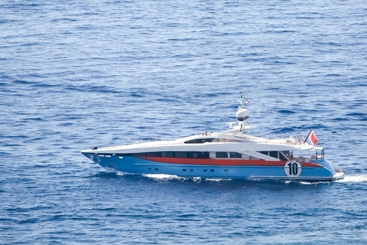 Aurelia Yacht • Heesen • 2011 • Eigenaar Russian Millionaire