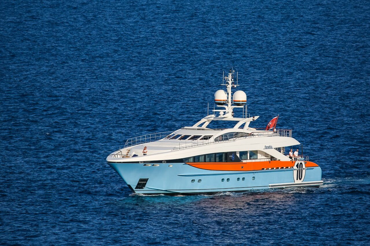 Aurelia Yacht • Heesen • 2011 • مالك المليونير الروسي