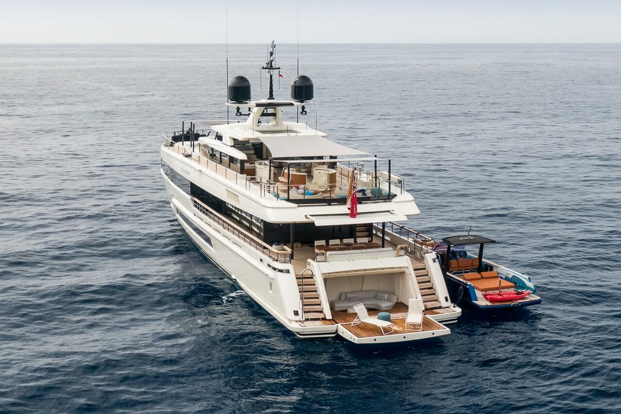 Club M Yacht • Baglietto • 2020 • Sahibi Miki Naftali