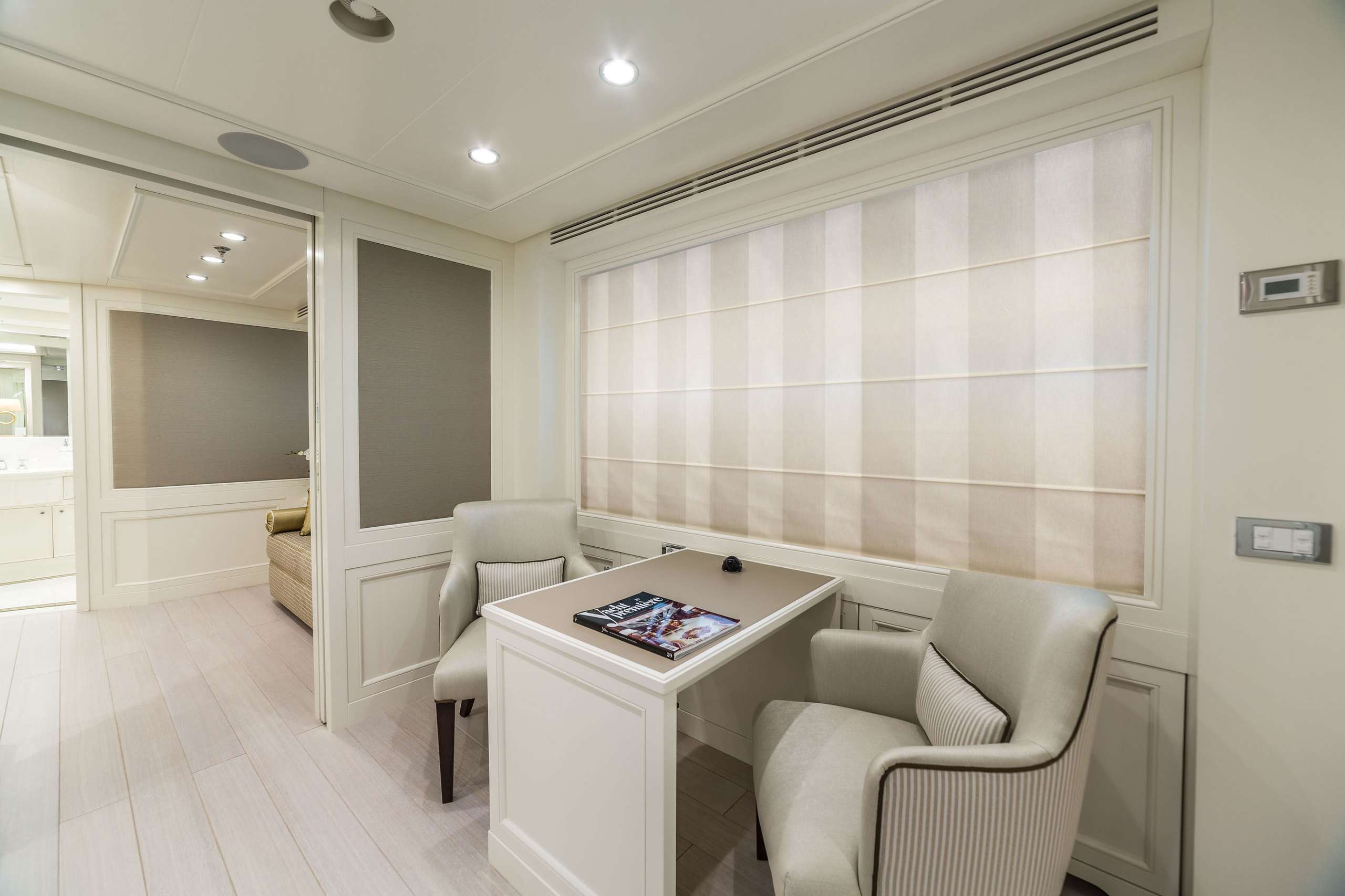 Codecasa yacht interno Dragoluna 