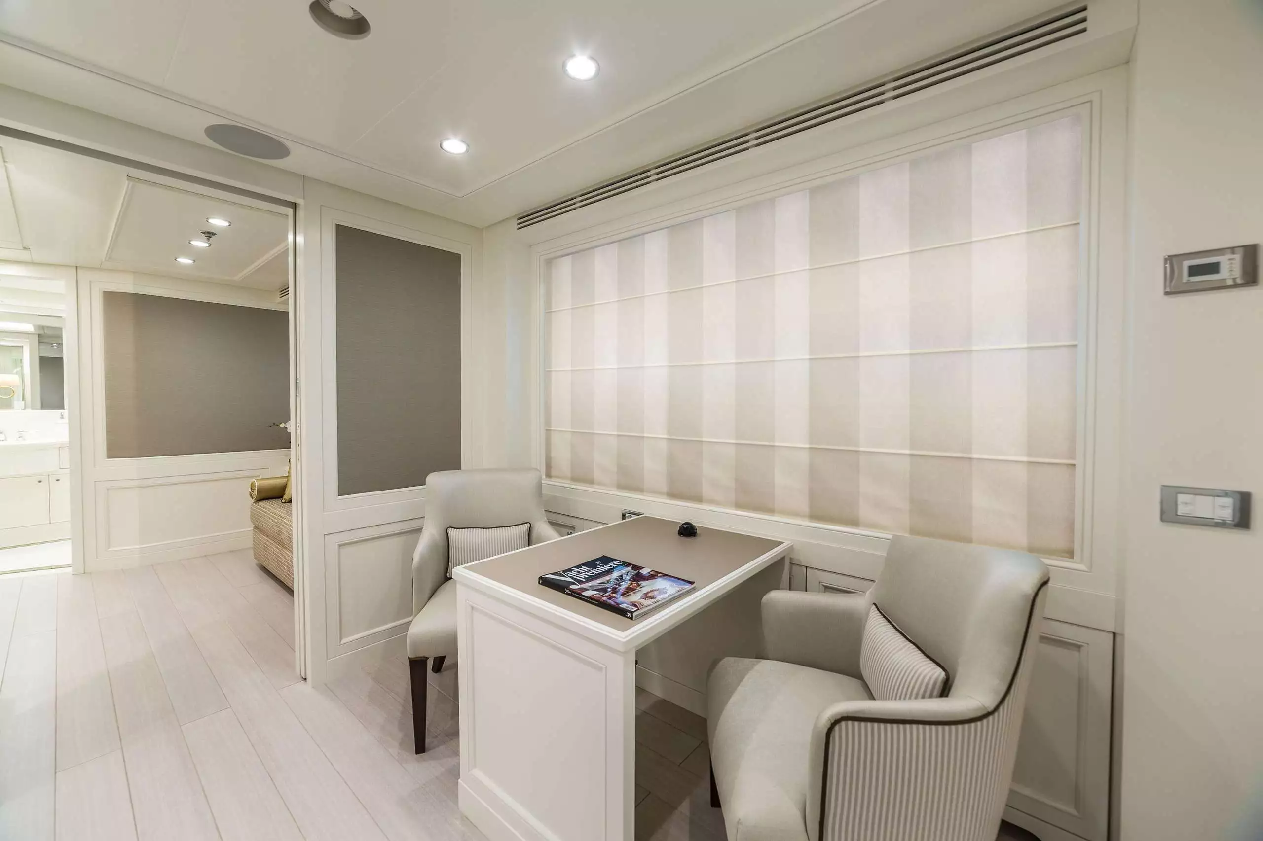 Codecasa iate Dragoluna interior 