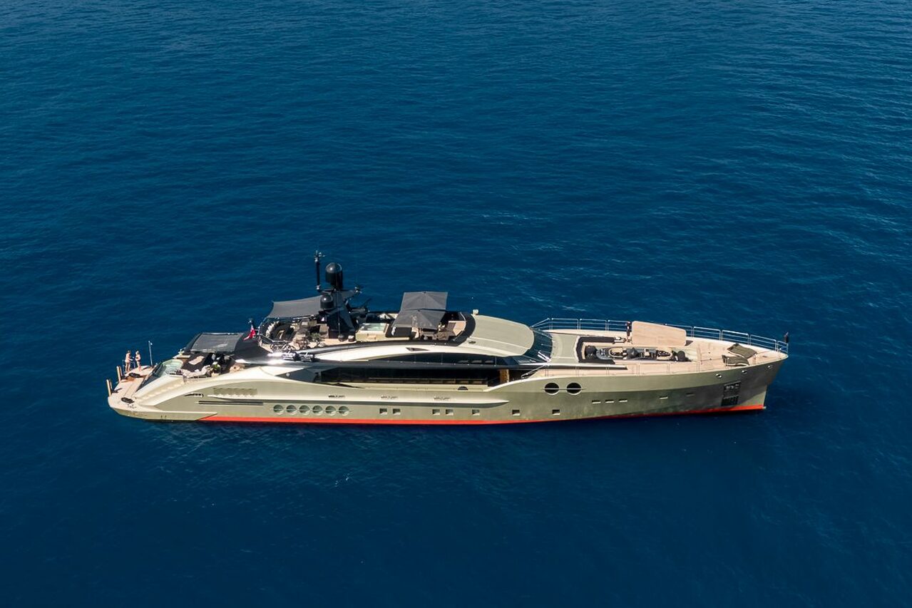 Yacht DB9 • Palmer Johnson • 2010 • Propriétaire John Rosatti