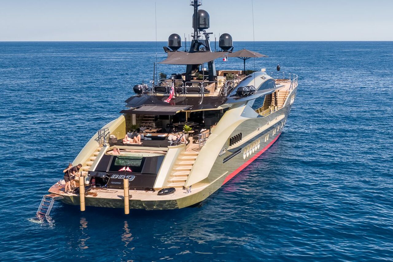 Yacht DB9 • Palmer Johnson • 2010 • Propriétaire John Rosatti