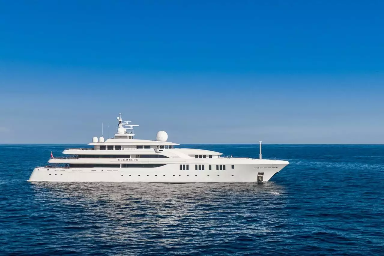 ELEMENTS Yacht • Yachtley • 2017 • Proprietario Fahad al Athel