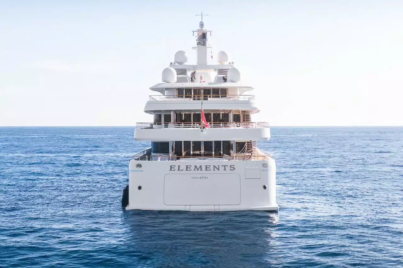 ELEMENTS Yacht • Yachtley • 2017 • Proprietario Fahad al Athel