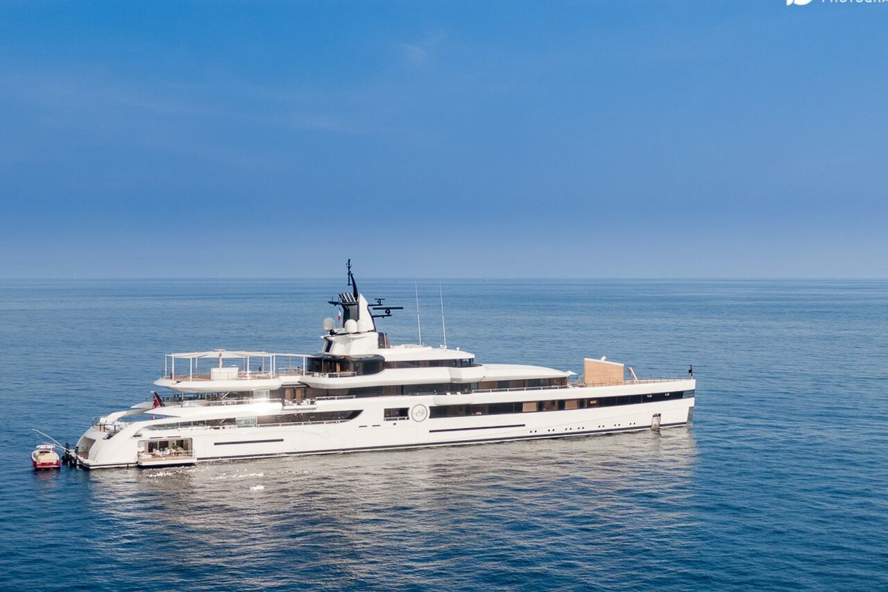 LADY S Yacht • Feadship • 2018 • Propriétaire Dan Snyder