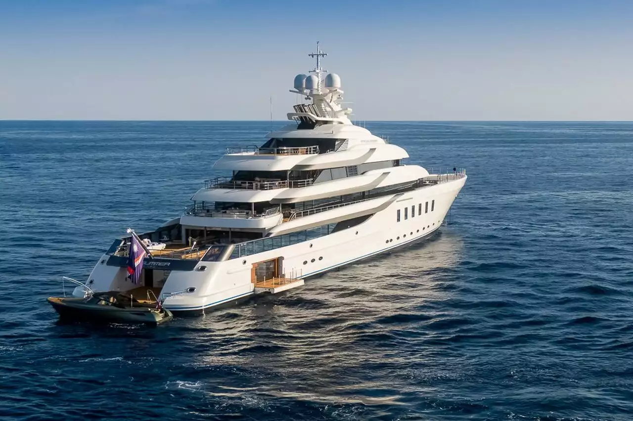 MADSUMMER Yacht • Lurssen • 2019 • المالك جيفري سوففر