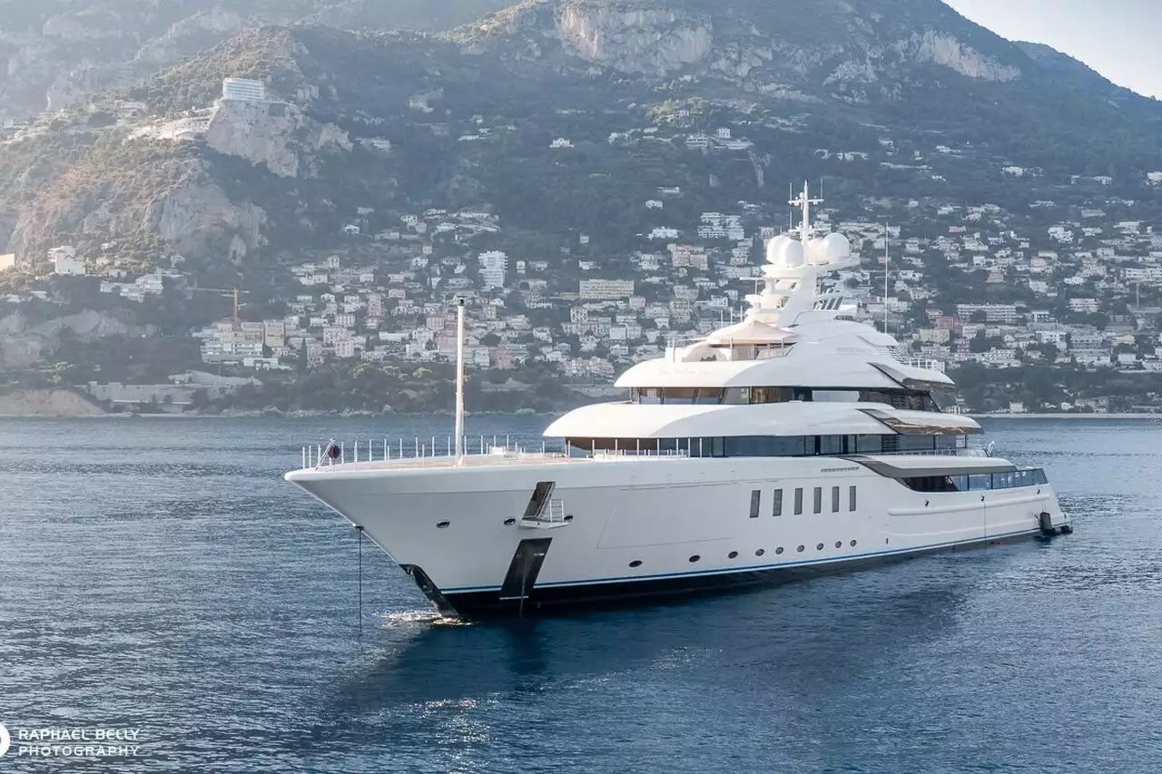 Yate MADSUMMER • Lurssen • 2019 • Propietario Jeffrey Soffer