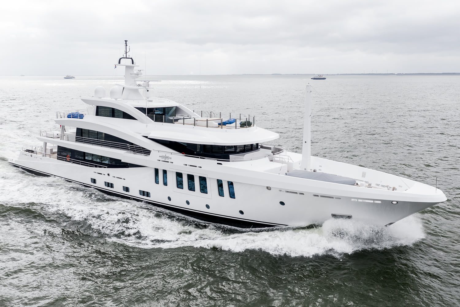 MOONSTONE Yacht - Amels - 2021 - Propriétaire Rob et Richard Sands