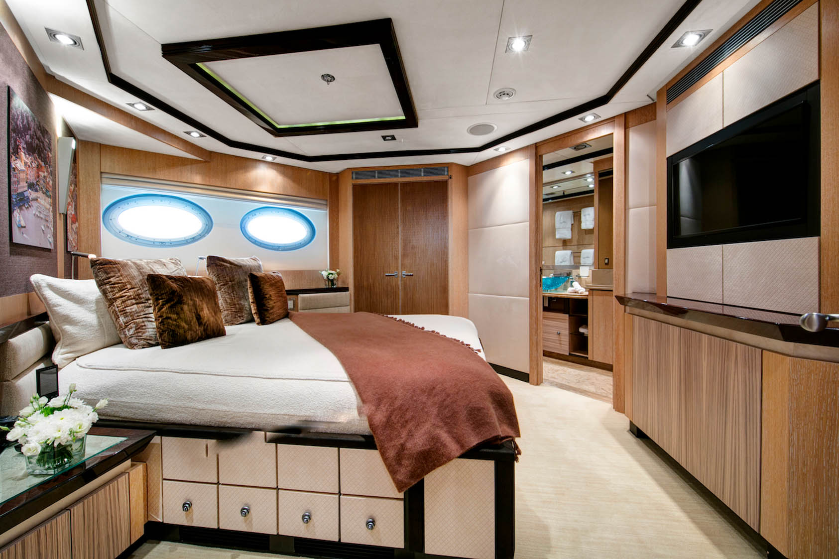 PJ Yacht SILVER WAVE Interieur