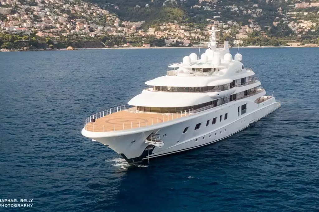 Yacht QUANTUM BLUE • Lurssen • 2014 • propriétaire Sergey Galitskiy