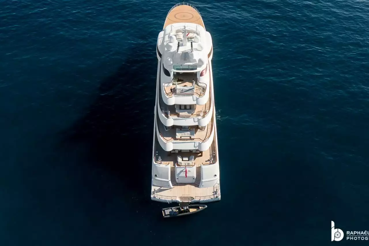 Яхта QUANTUM BLUE • Lurssen • 2014 • владелец Сергей Галицкий