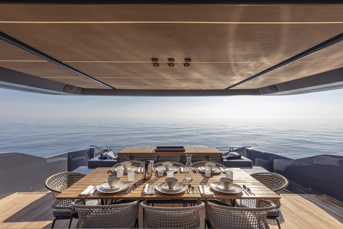 Royal Huisman yacht PHI interior