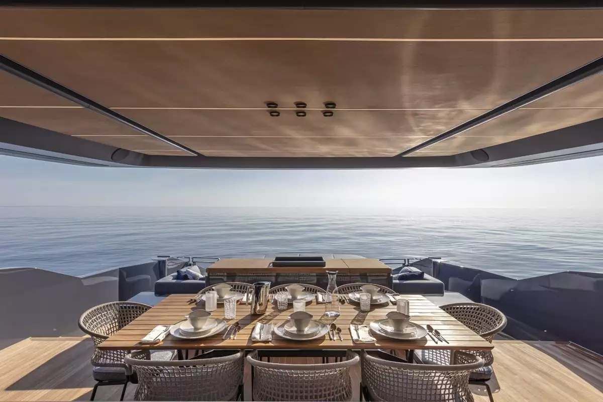 Royal Huisman yacht PHI interior