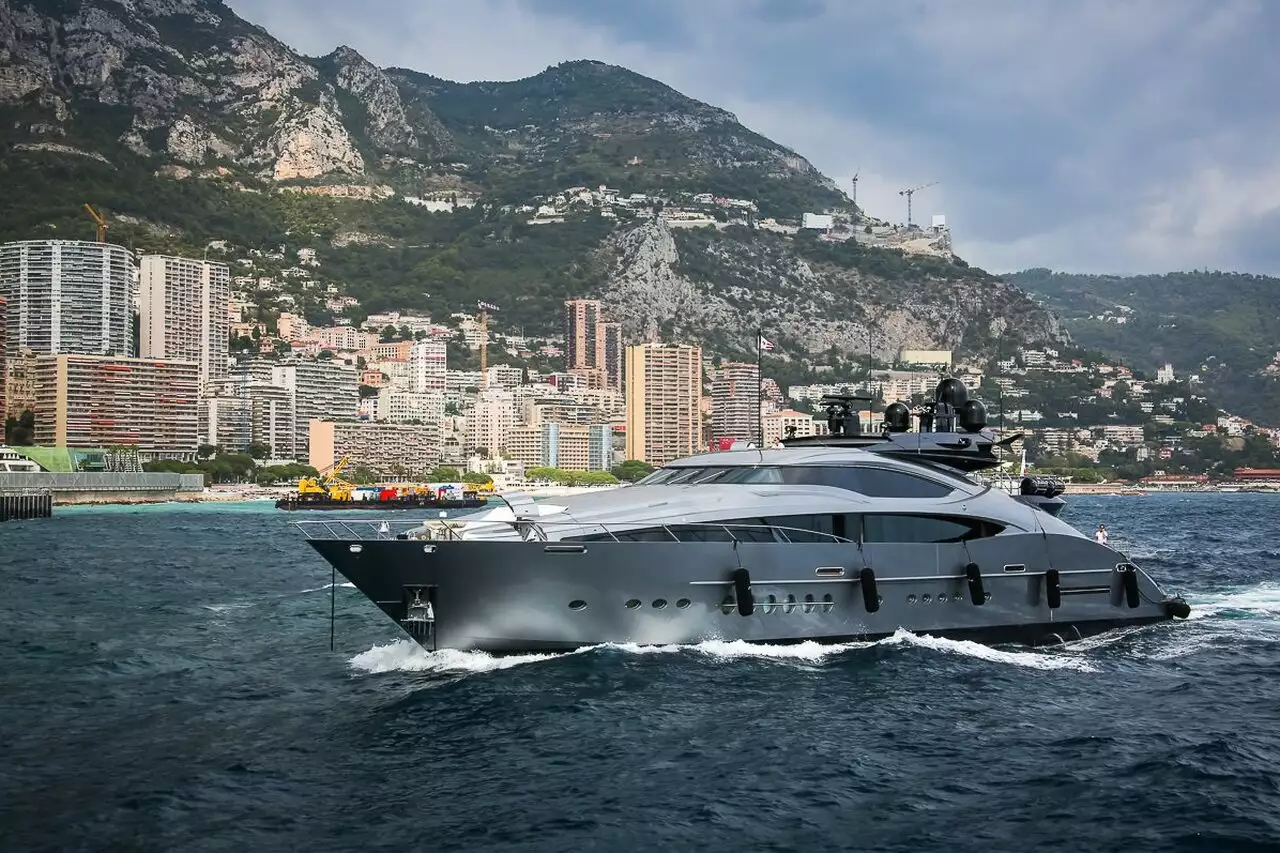 SILVER WAVE Yacht • Palmer Johnson • 2009 • Propriétaire Millionnaire Européen