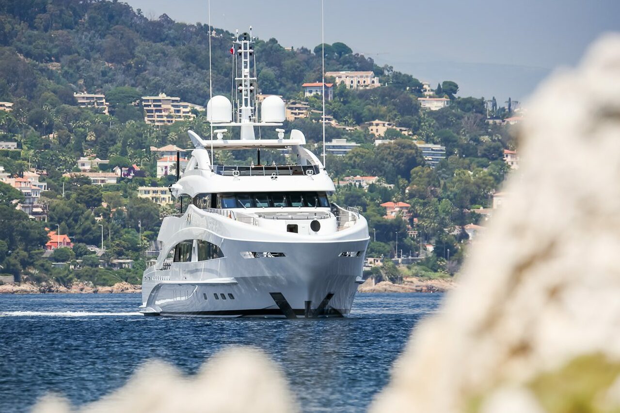 Van Tom Yacht • Heesen Yachts • 2018 • Eigenaar Thomas Manchot