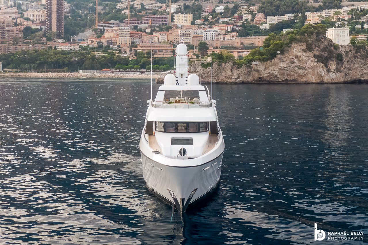 GLADIATOR Yacht • Feadship • 2010 • المالك السابق Eric Schmidt