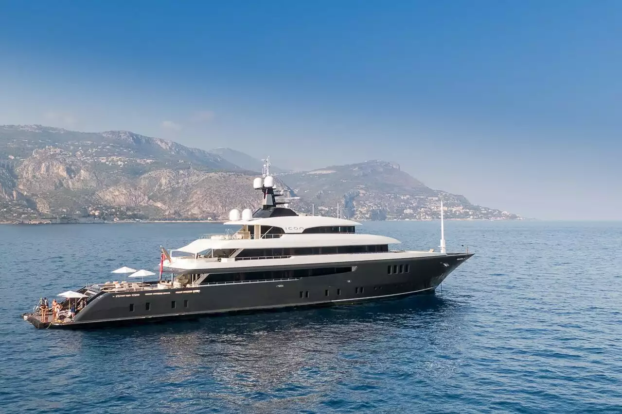 ICON Yacht • Icon Yachts • 2009 • Proprietario Paul Coulson