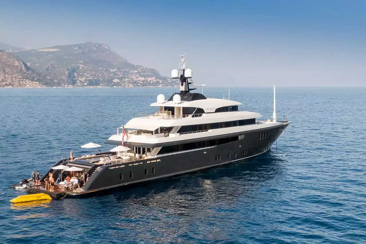 ICON Yacht • Icon Yachts • 2009 • Propriétaire Paul Coulson