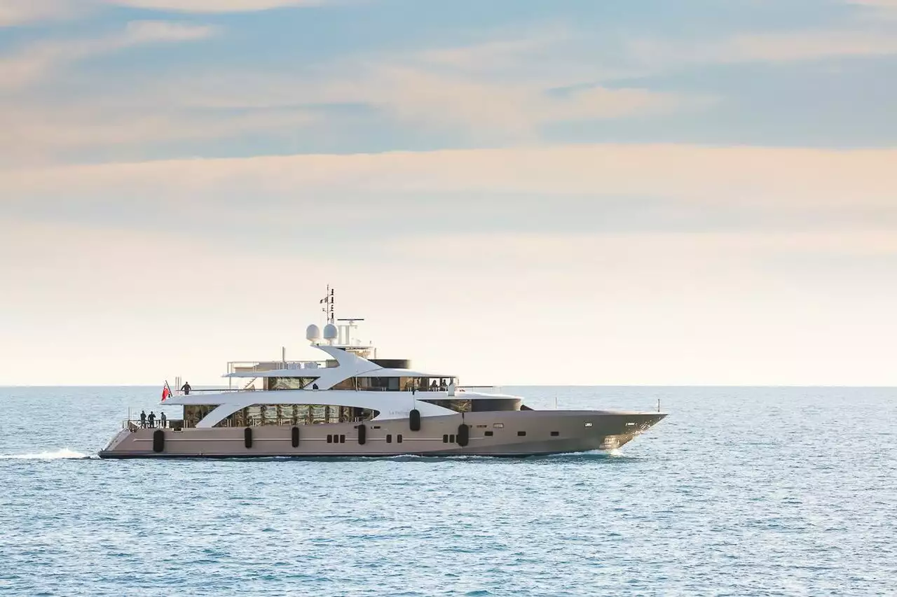 LA PELLEGRINA Yacht • Couach Yachts • 2012 • Propriétaire Roberto Tomasini-Grinover