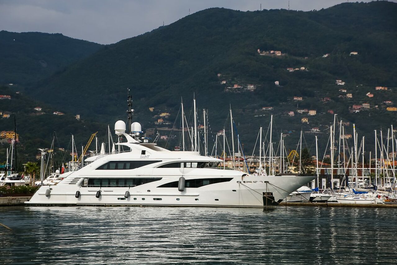 SAINT Yacht • ISA Yachts • 2012 • Owner European Millionaire