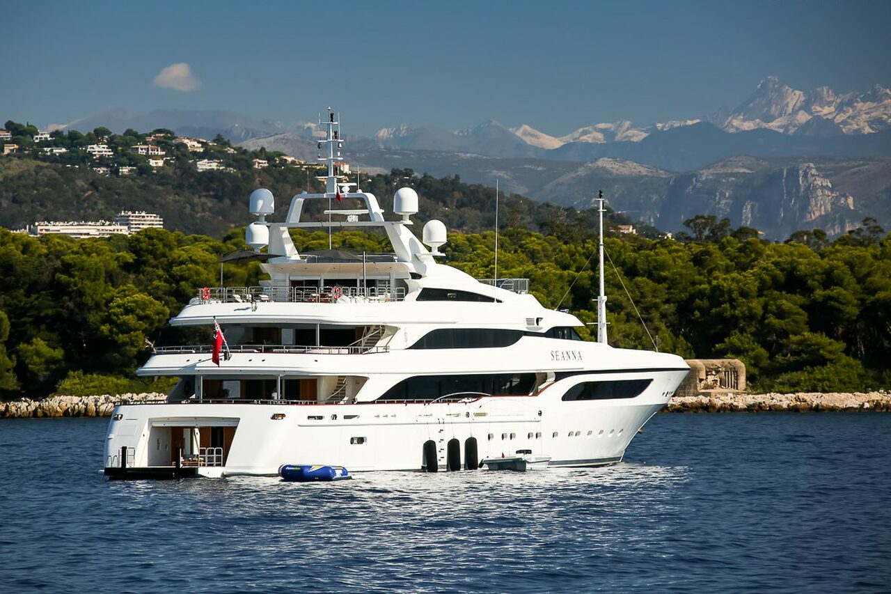 SEANNA Yacht • Benetti • 2011 • Eigentümer Stan Kroenke 