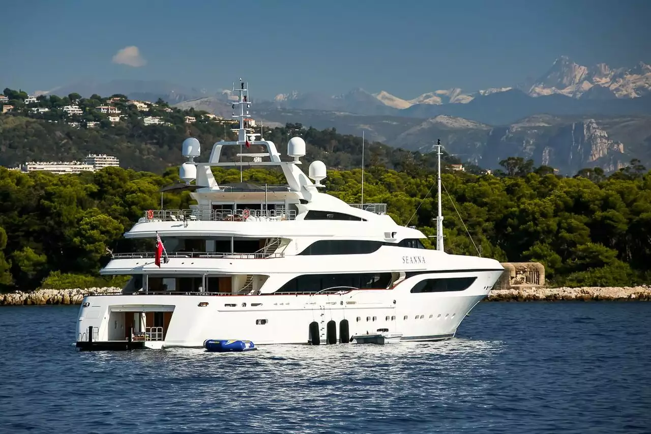 SEANNA Yacht • Benetti • 2011 • Propriétaire Stan Kroenke 