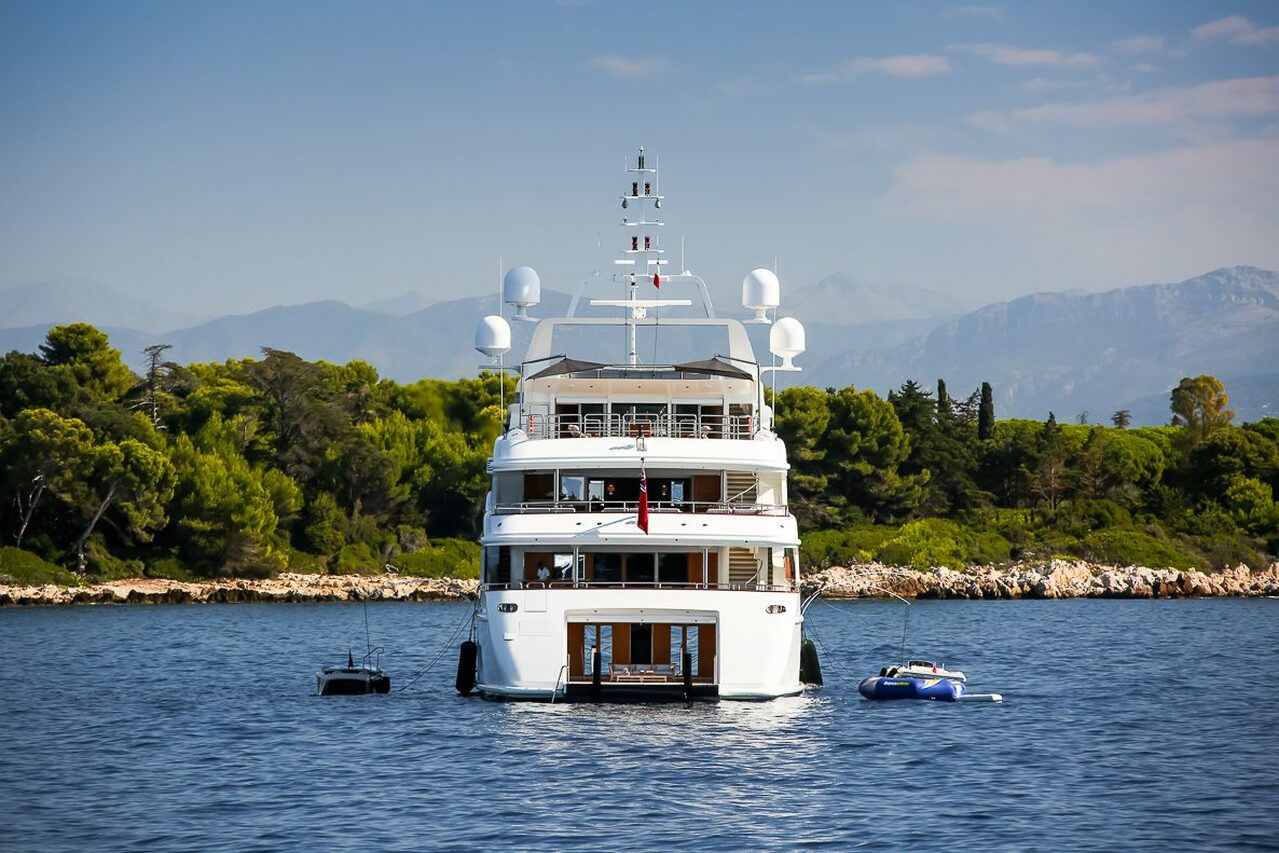 SEANNA Yacht • Benetti • 2011 • Owner Stan Kroenke 