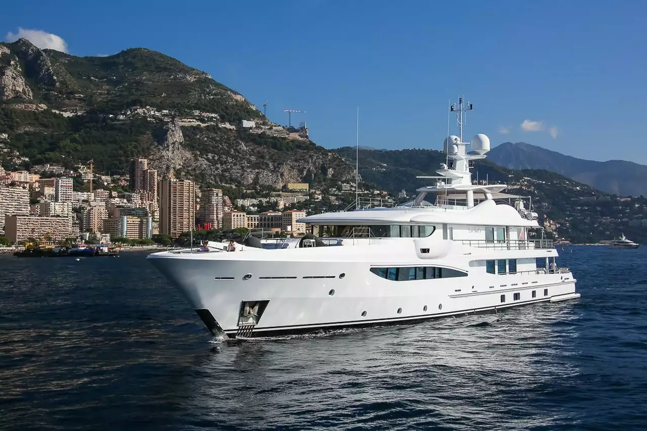 SPIRIT Yacht • Amels • 2011 • Eigentümer italienischer Millionär 