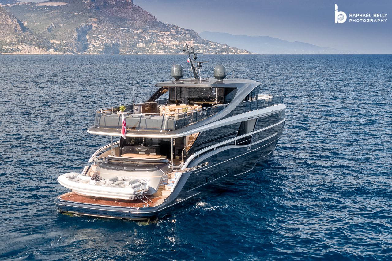 ST CATHERINE Yacht • Princess X95 • 2021 • Proprietario European Millionaire