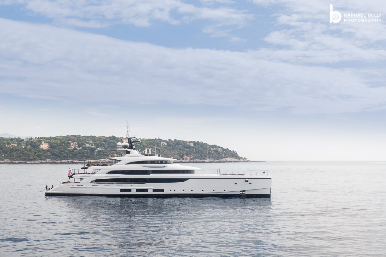 TRIUMPH Yate - Benetti - 2021 - Propietario Chris Dawson