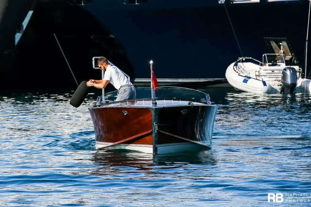 Iate Tender To Seanna (Deluxe Sport Lowboy) – 8,5m – Stan Craft 