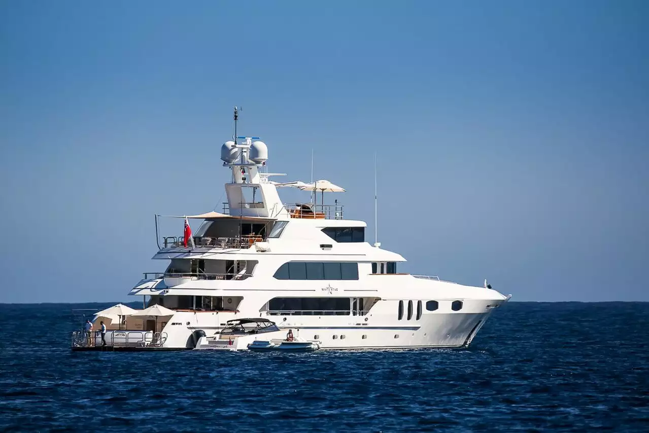 WHITE STAR Yacht • Trinity • 2004 • Proprietario Millionaire statunitense