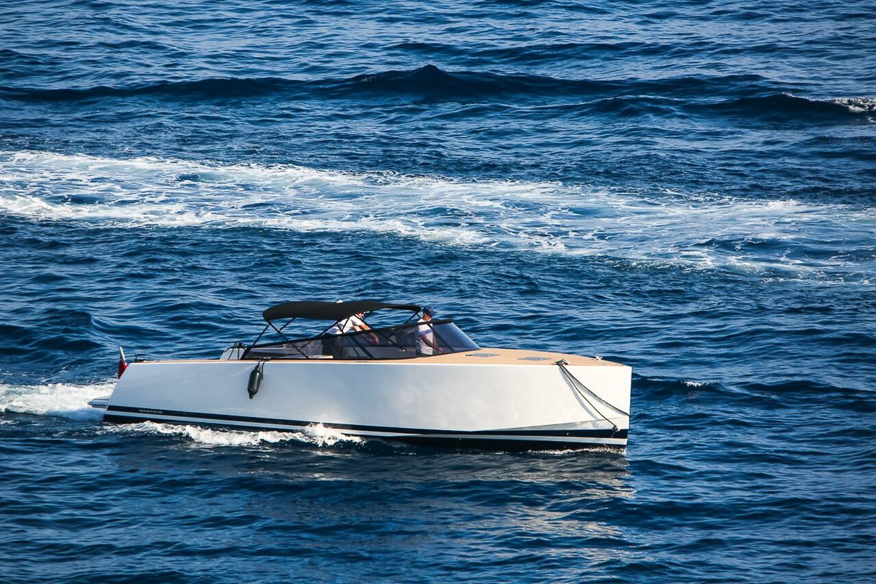 White Star II - VanDutch 40 yacht tender – 12m