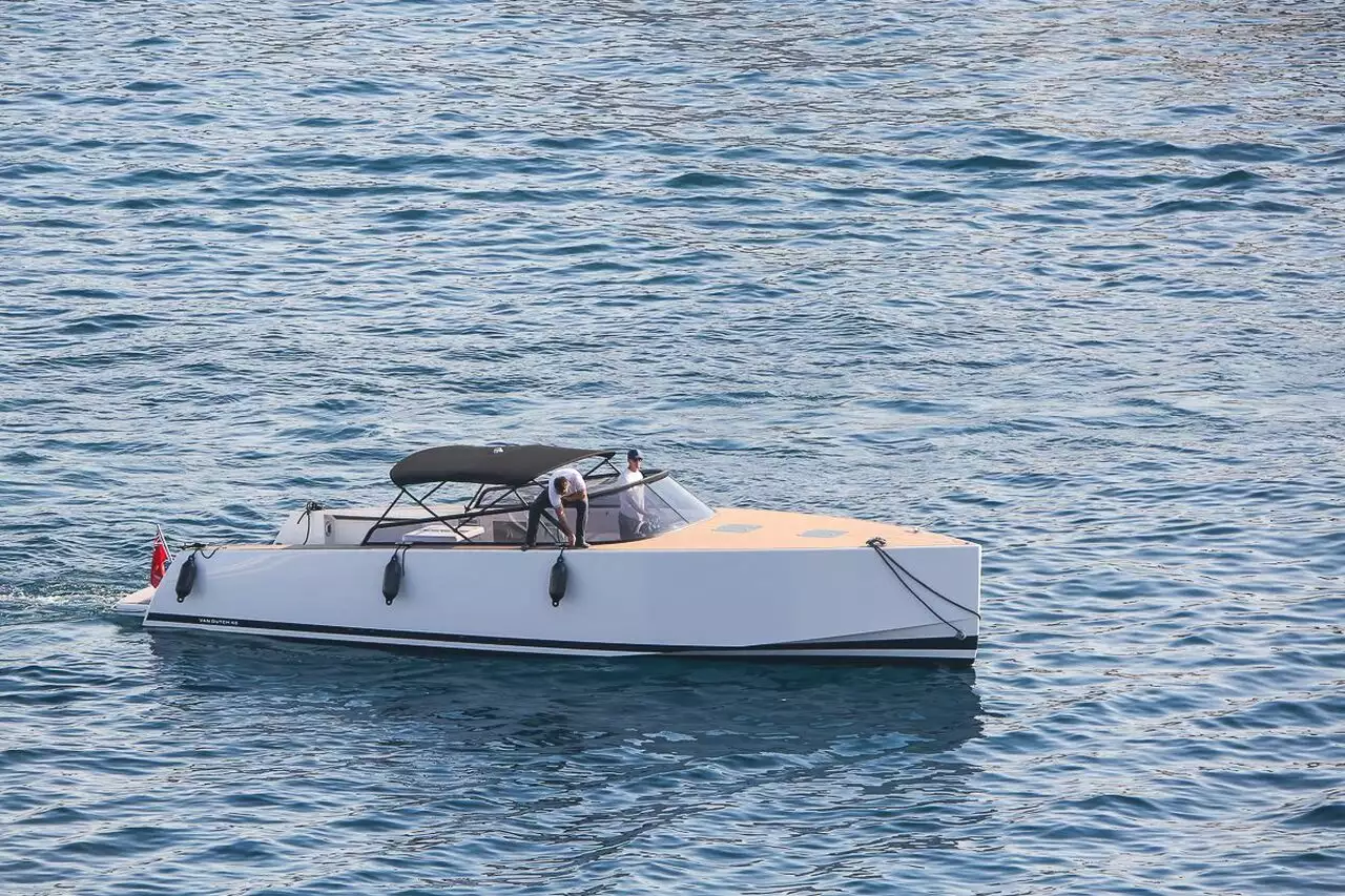 White Star II - VanDutch 40 yacht tender – 12m