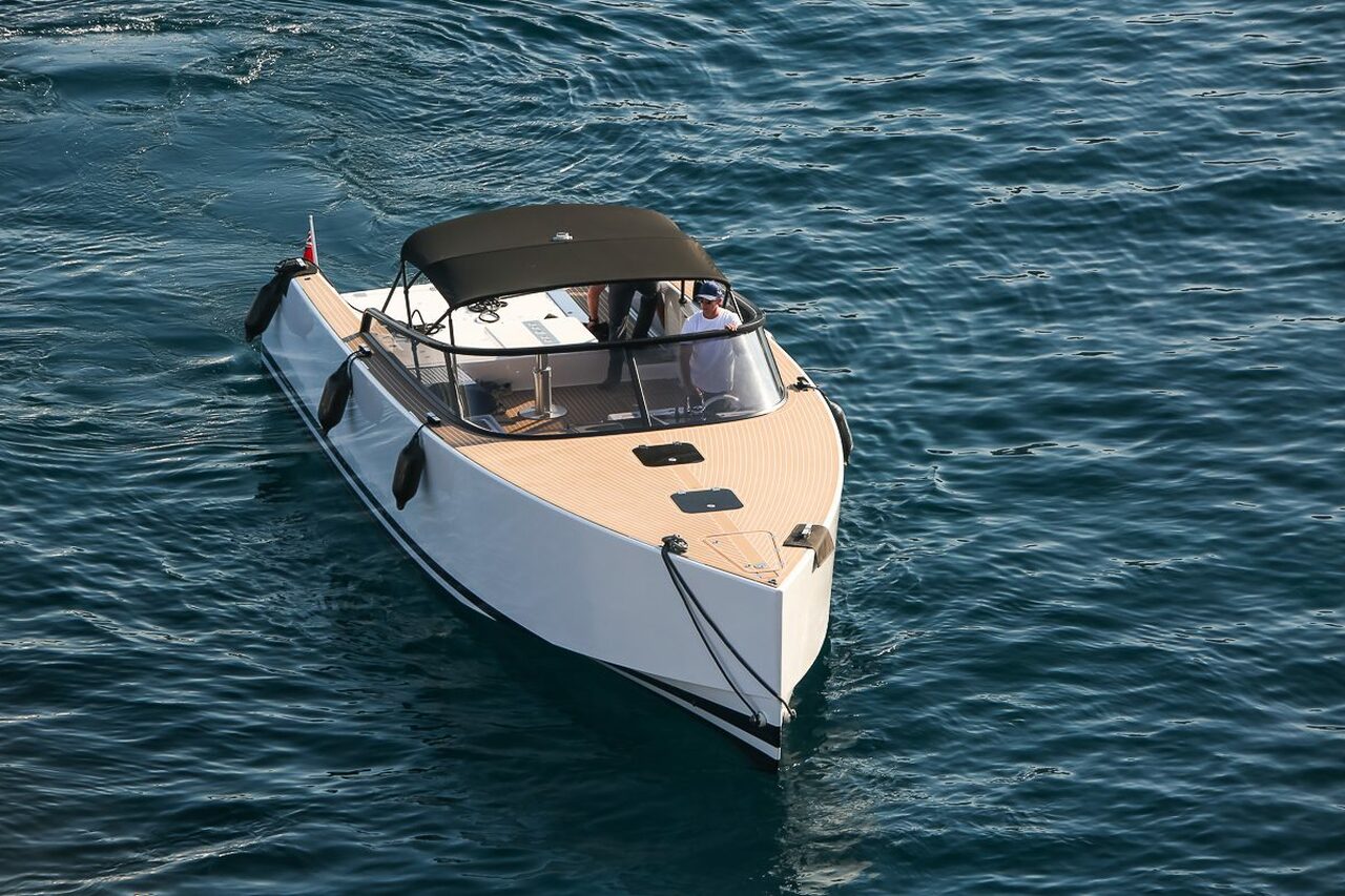 White Star II - VanDutch 40 yacht tender – 12m