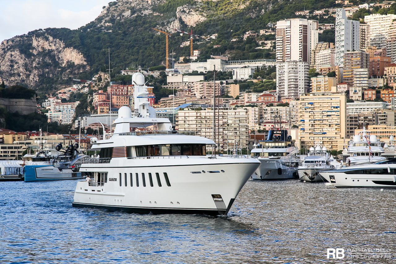 Яхта GLADIATOR • Feadship • 2010 • Бывший владелец Эрик Шмидт