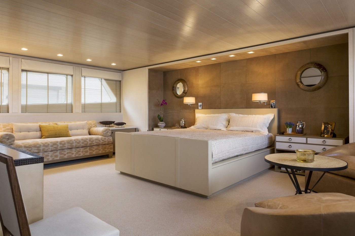 yacht juice interior