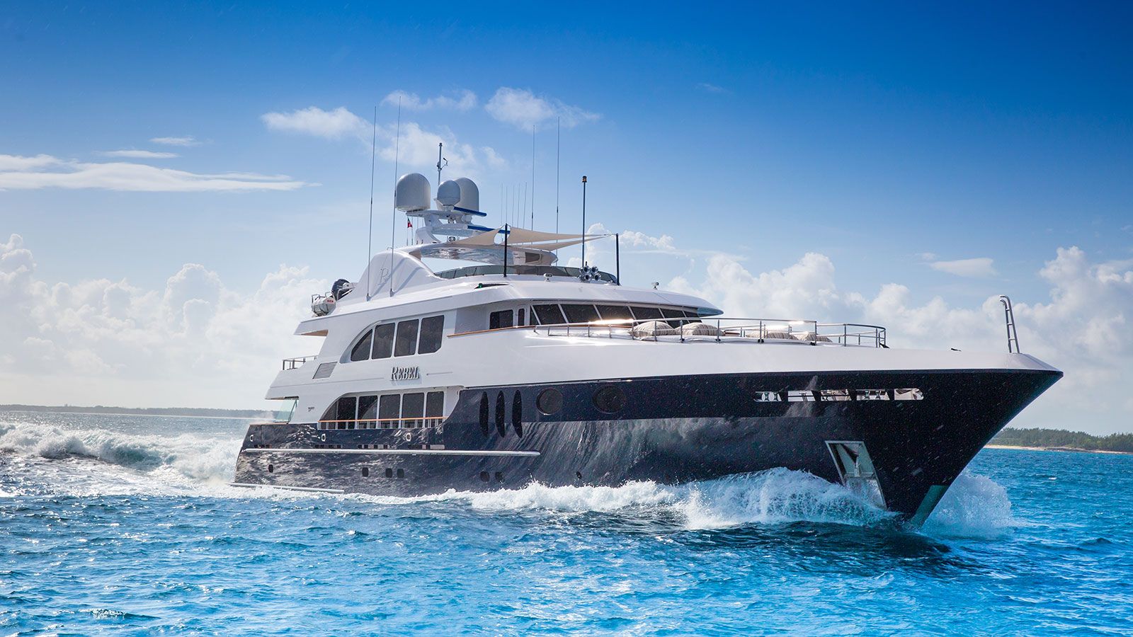 Nicole Evelyn Yacht • Trinity • 2005 • For Sale & For Charter