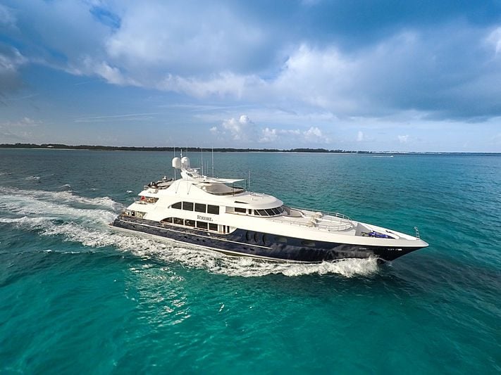 NICOLE EVELYN Yacht • Trinity • 2005 • Owner Frank Montecalvo