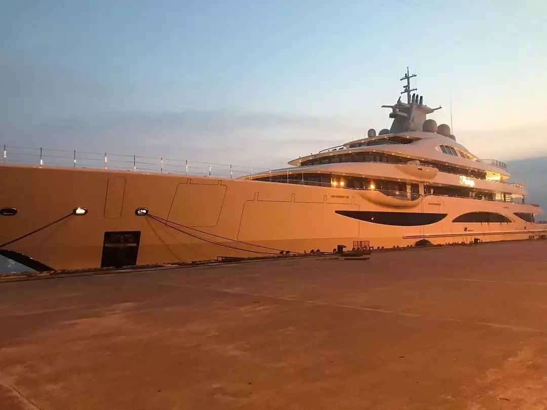 ALAIYA Yacht • Lurssen • 2019 • Owner Laksmhi Mittal