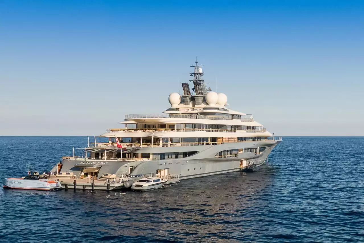 FLYING FOX Yacht • Lurssen • 2019 • Propriétaire Dmitry Kamenshchik