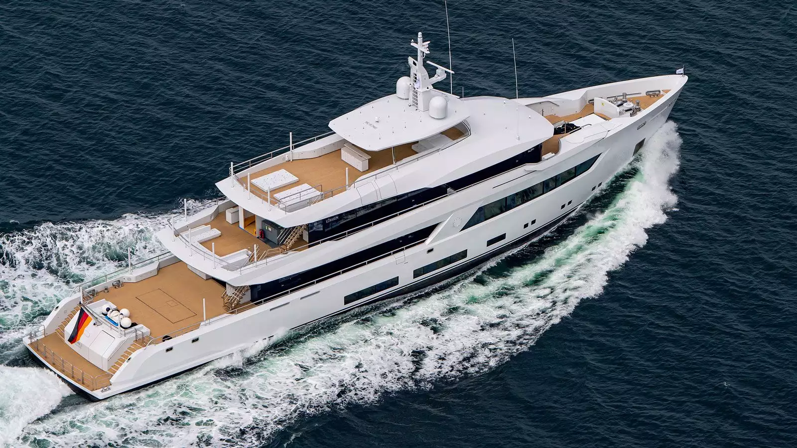 Iate MOON SAND • Lurssen • 2021 • Proprietário Charles Ho Tsu-kwok